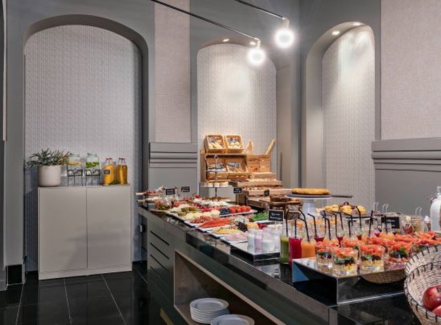 Desayuno buffet  Vincci Palace Valencia