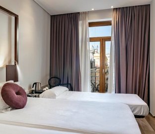 Habitación triple  Vincci Palace Valencia