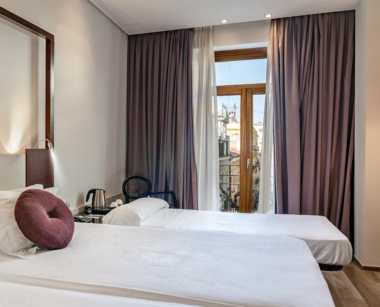 HABITACIÓN SUPERIOR Vincci Palace 4* Valencia HABITACIÓN SUPERIOR Vincci Palace 4* Valencia